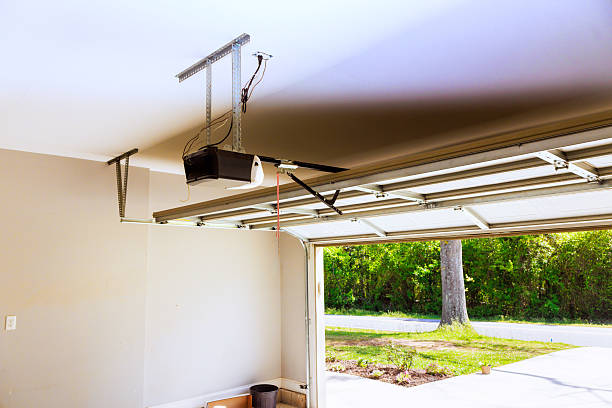 Top rated local Garage Door Roller Replacement specialists in Pierson, FL